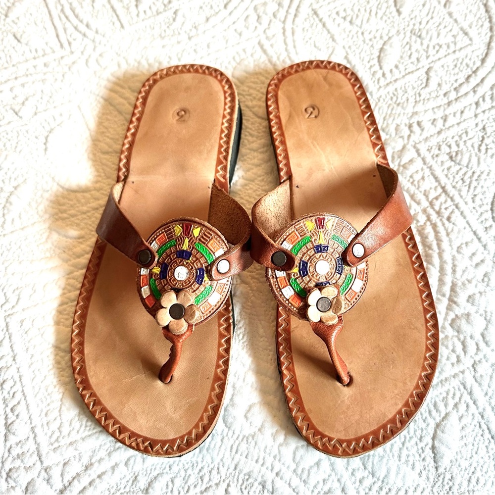 Hand Tooled Leather Thong Flip Flops Sandals Handmade Hand Painted Mexico Sz 6